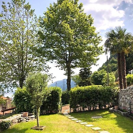 La Dimora Degli Olivi Dependance Villa Galbiate Buitenkant foto