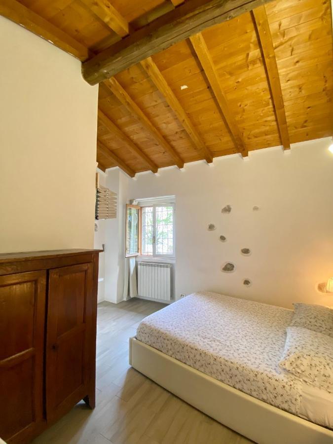 La Dimora Degli Olivi Dependance Villa Galbiate Buitenkant foto